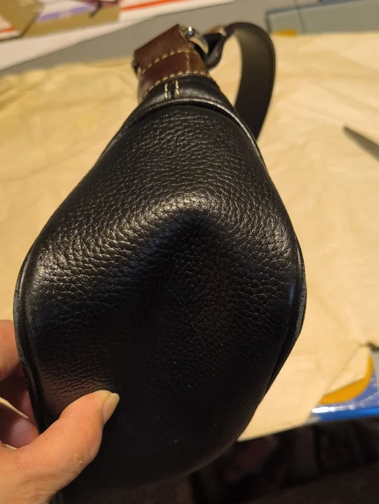 Vintage Dooney And Bourke All Weather Leather Bag - Picture 3 of 8